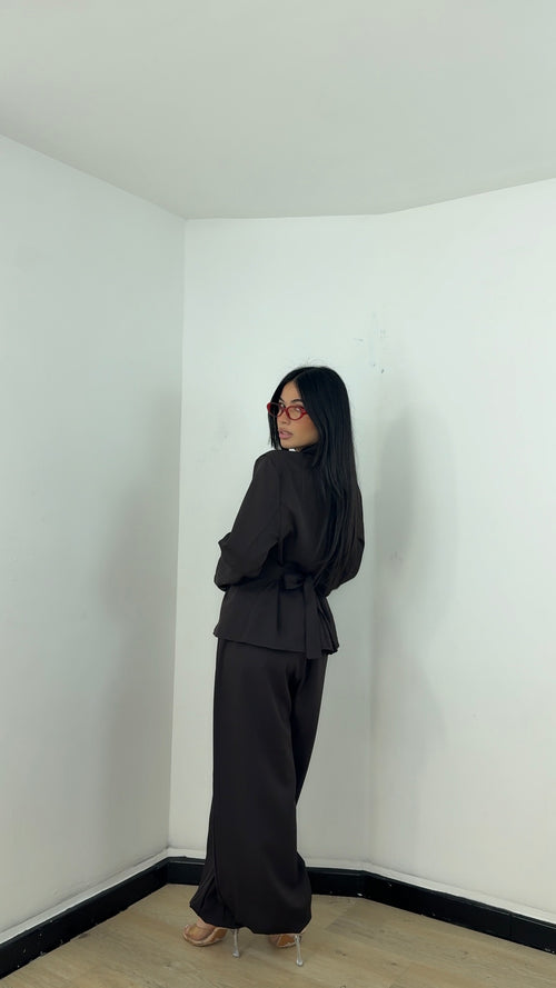 Tailleur Wrap Marrone