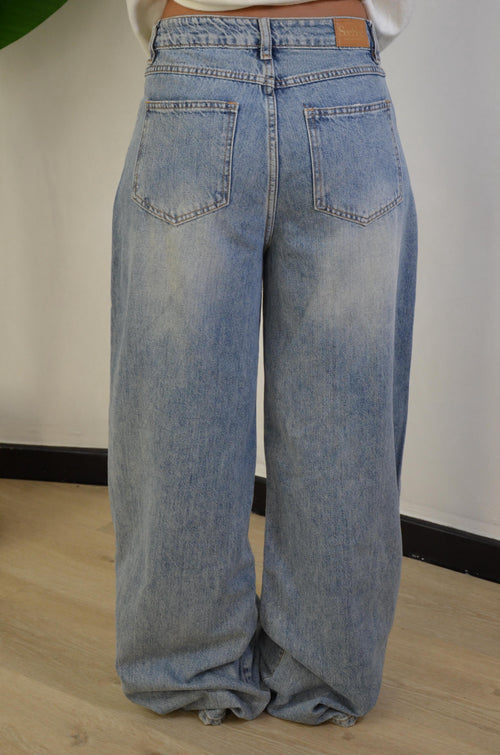 Jeans Wide Leg lavaggio chiaro