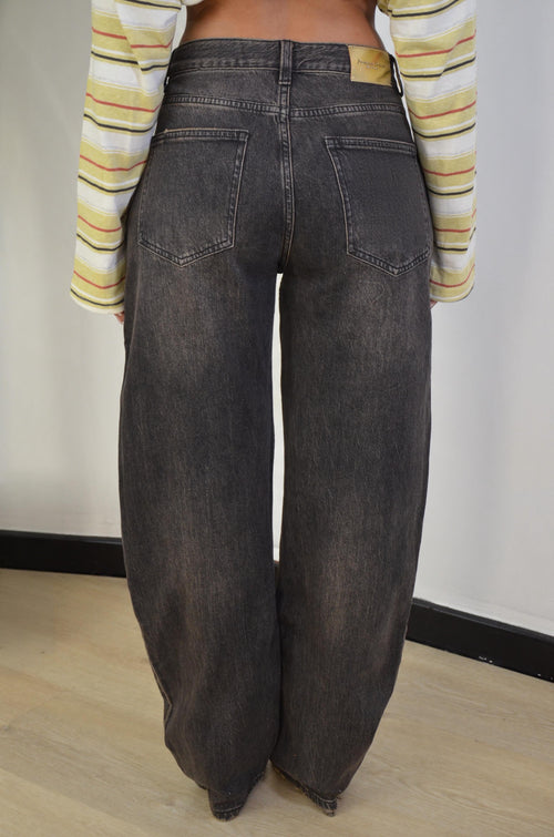 Jeans Smoke Balloon