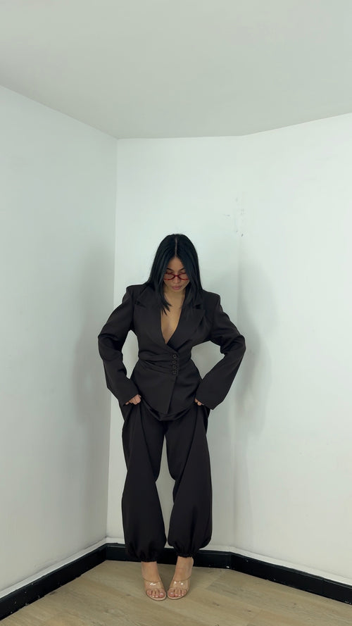 Tailleur Wrap Marrone