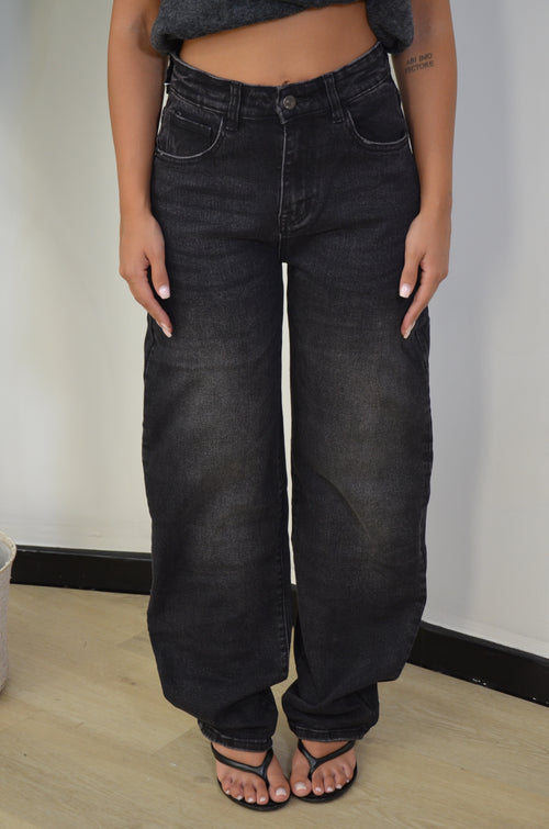 Jeans Black Box