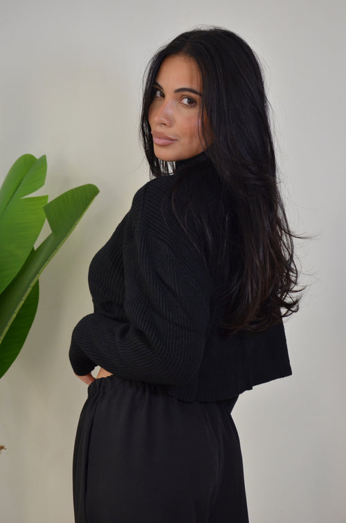 Pull con zip trasversale