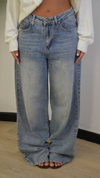 Jeans Wide Leg lavaggio chiaro