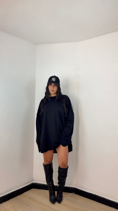 Shirt Over Urban Nera