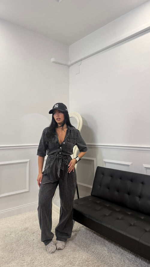 Jumpusuit in Denim Black